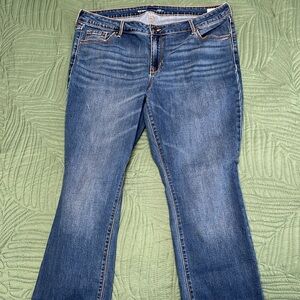 Old Navy Mid-Rise Kicker Boot cut